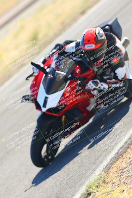 media/Oct-15-2023-TrackXperience (Sun) [[85198ff50b]]/Group 3/session 4 turn 3/